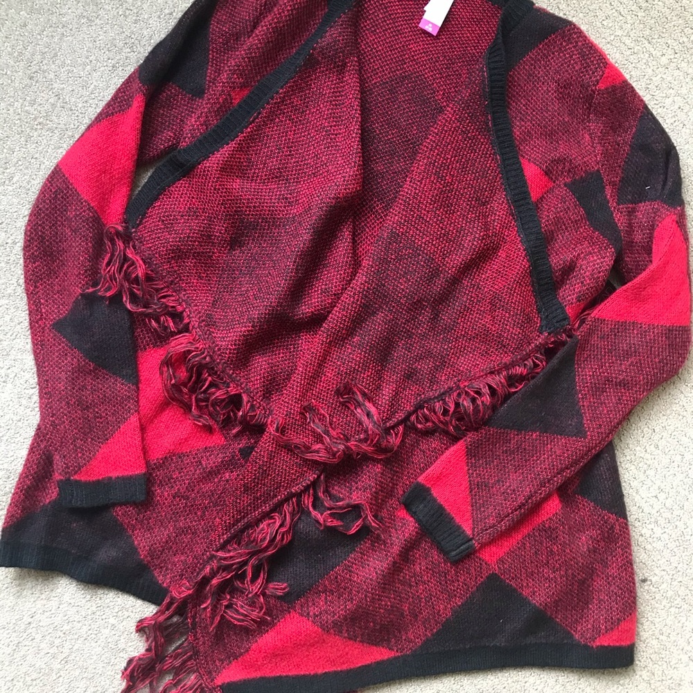 Cozy buffalo-check blanket cardigan